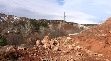 Heyelan Köy Yolunu Kapattı: Çankırı'da Ulaşım Aksadı