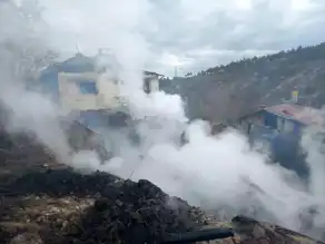 Köy Evi ve Ahırı Yanmış!**