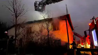 Çerkeş'te Evde Yangın!  Hasar Var, Can Kaybı Yok