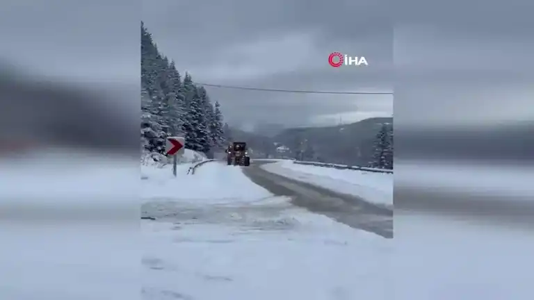 Ilgaz Dağı'nda Kar Yağışı: 28 Cm Kar Birikti!