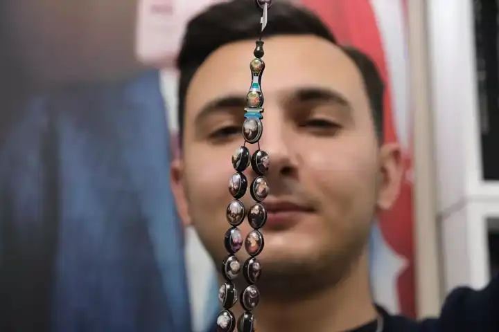 Tespihçiliğin Aile Mirası: Bir Gencin Hikayesi